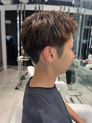 メンズ 岡野 芽依のヘアスタイル