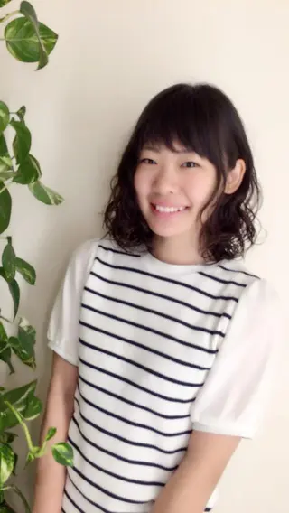 ミディアム パーマ 内野 由紀のヘアスタイル