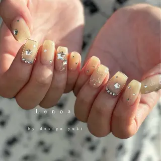 ネイル Tielu Yukiのネイルデザイン