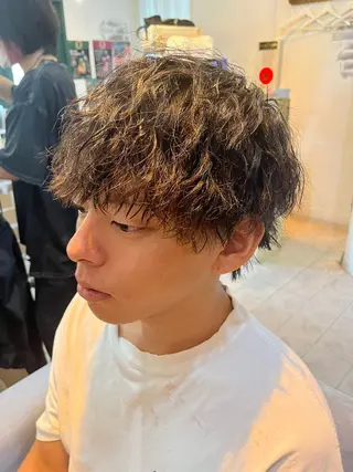 ショート パーマ メンズ 金久保亮/パパ美容師 /パーマ/髪質改善のヘアスタイル