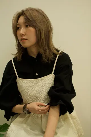 ミディアム カラー cana 札幌レイヤースタイルのヘアスタイル