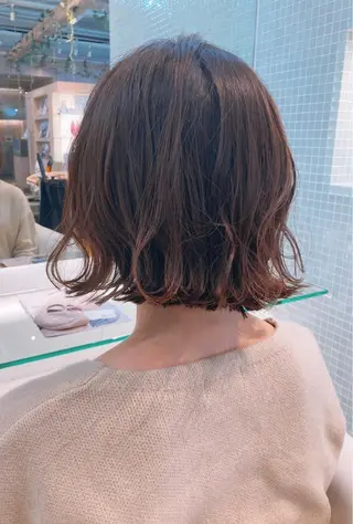 ショート カラー 安永 里帆のヘアスタイル