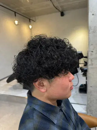 ミディアム パーマ メンズ CHIRU hair salonのヘアスタイル