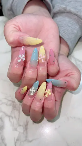 ネイル Garnet nailのネイルデザイン