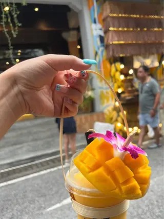 ネイル 海外ネイル u4me🦄💜のネイルデザイン