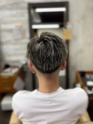 カラー パーマ メンズ 生駒のパーマ達人 FEELけんけんのヘアスタイル