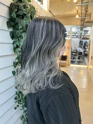 セミロング カラー ブリーチ有無Wカラー メンズパーマ大成のヘアスタイル