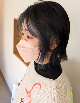 ショート カラー マエハラ ナナのヘアスタイル