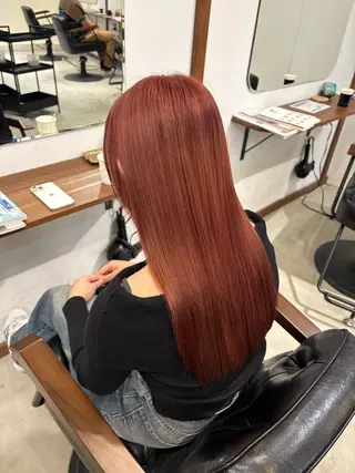 カラー ROUIS ホノカのヘアスタイル