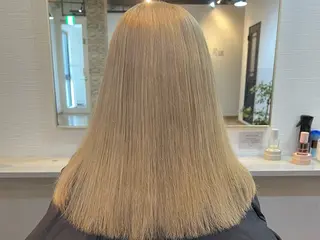 セミロング 酸性ストレート/艶髪 ブリーチ/AIRIのヘアスタイル