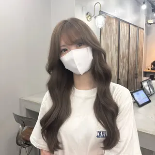 ロング カラー 艶髪／韓国ヘア🎀 Kanon︎︎⁺.のヘアスタイル
