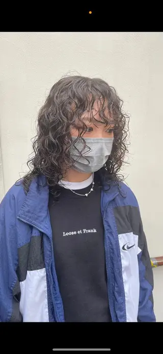 セミロング パーマ パーマ職人 渡邊 優雅のヘアスタイル
