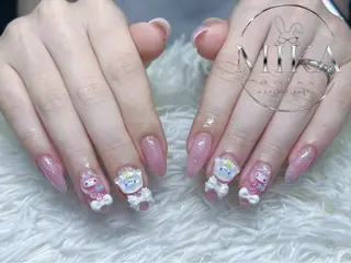 ネイル Rina Mika Nailsのネイルデザイン