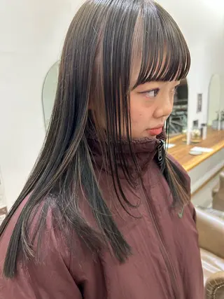 ミディアム カラー パーマ ヘアアレンジ デザインカラー/ボブ ブリーチカラー/ユリのヘアスタイル