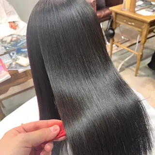 ロング カラー 新井 昌幸のヘアスタイル
