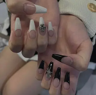 ネイル Hin Nail 日本橋店のネイルデザイン