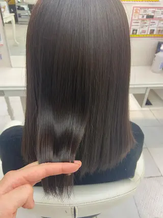 ミディアム ベージュカラー/ いぢちるみのヘアスタイル