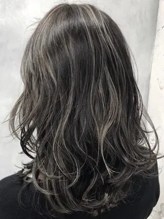 ミディアム カラー welring hair salonのヘアスタイル