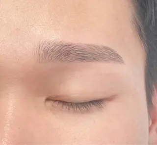 アイブロウ エムバイプティパ 💓 悉知のマツエク・マツパデザイン
