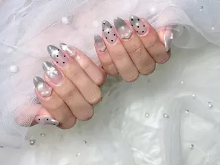 ネイル PEEKABOO 旧:momo京橋のネイルデザイン