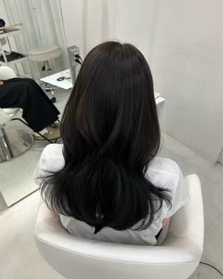カラー juve.大分/ 秋月ひとはのヘアスタイル