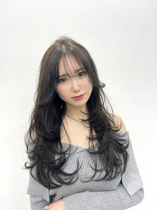 ロング カラー ヘアアレンジ ハイトーン/透明感/ レイヤー/かずや🦁のヘアスタイル