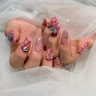 ネイル 🌈 Laule'aのネイルデザイン