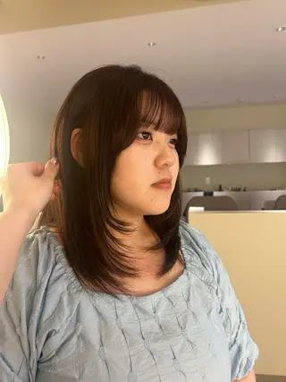 ミディアム カラー 透明感カラー レイヤー/むつきのヘアスタイル