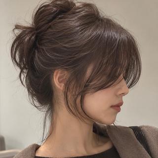 セミロング ボブ/顔周りレイヤー carlm:上川美幸のヘアスタイル