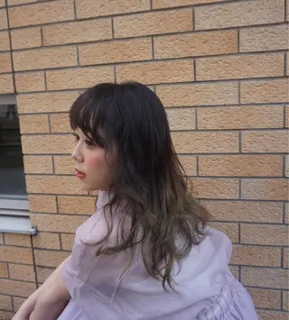 セミロング カラー 木川 愛子のヘアスタイル
