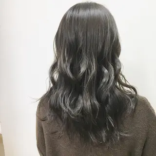 ロング 前田 菜奈子のヘアスタイル