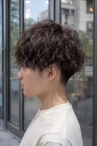 パーマ メンズ ブリーチモデル✂︎ カラー特化✨ひかり/のヘアスタイル
