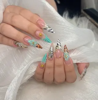 ネイル Julie NailSalonのネイルデザイン