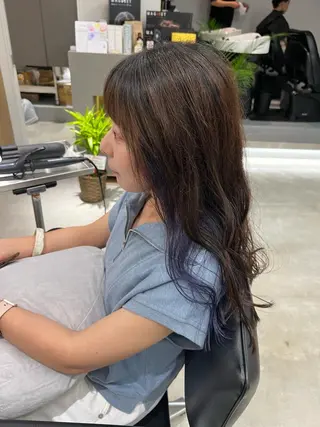 ロング デザインカラー茅ヶ崎 オオタ カズキのヘアスタイル