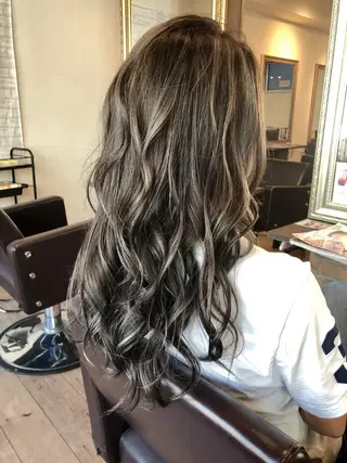 セミロング カラー ヘアアレンジ 美髪・艶髪特化美容師 RYOJIのヘアスタイル