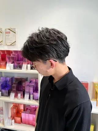 ショート パーマ メンズ特化型美容師 栗山勇人のヘアスタイル