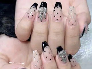 ネイル サイナ🎀 長さだし&デザインのネイルデザイン
