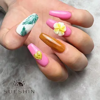 ロング S ueshinのネイルデザイン