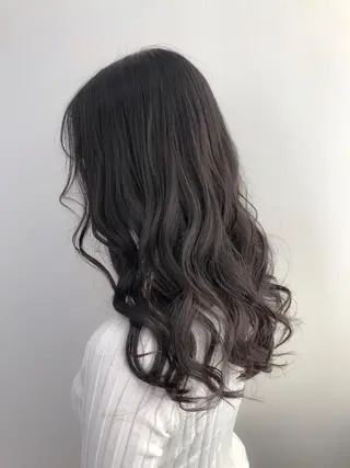 セミロング カラー 【透明感、艶髪】西村 有司のヘアスタイル