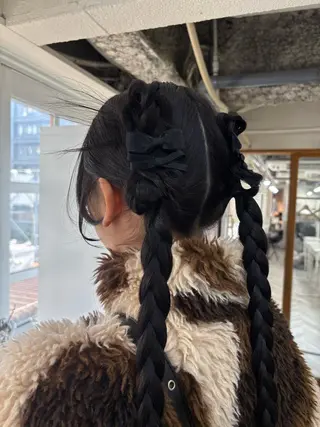 ヘアアレンジ ハナ💎中韓/艶髪 ハイトーン/エクステのマツエク・マツパデザイン