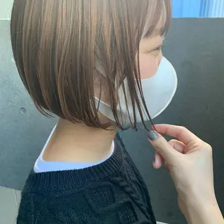 ショート カラー ヘアアレンジ サナ🌱 切りっぱなしボブのヘアスタイル