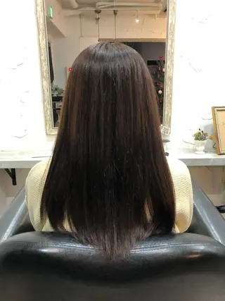 ロング カラー 庭山 理沙のヘアスタイル