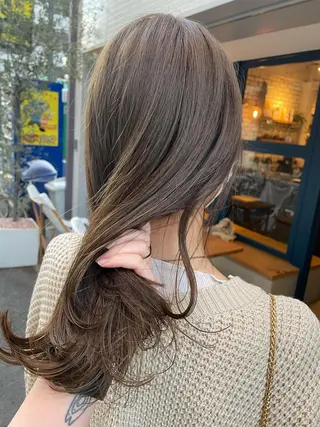 ミディアム カラー やまさきえりこ ニュアンスパーマのヘアスタイル