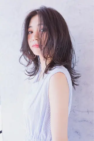 ミディアム カラー パーマ 山中 直輝のヘアスタイル