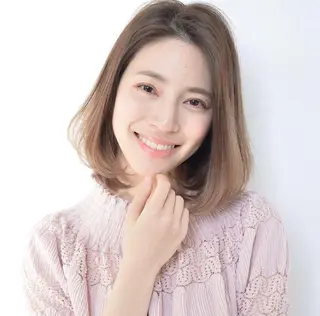 ミディアム Bonheur umedaのヘアスタイル