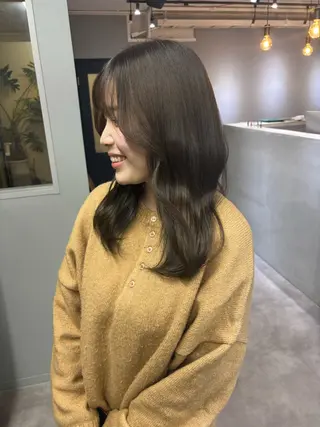 セミロング カラー きよはらちさき🍑 柔らかカラー🌱🫧のヘアスタイル