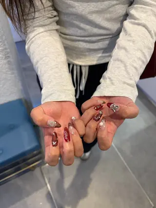 ネイル Natsumi💎 堺筋本町ネイルサロンのネイルデザイン