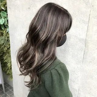 ロング 海外風レイヤーカット 👑店長 平松 由のヘアスタイル