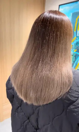 カラー 瓦井 慧のヘアスタイル