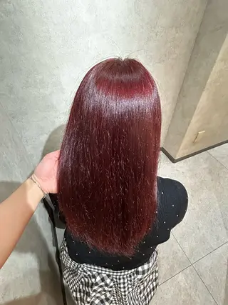 ロング 伊藤 しおんのヘアスタイル